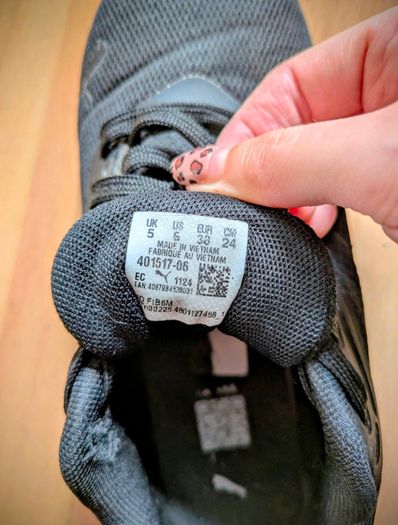 Black Puma Lite runners size 5
