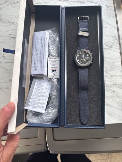 Casio Edifice EQB-1000AT-1AJR Scuderia AlhaTauri Limited Edition 2021-Full set