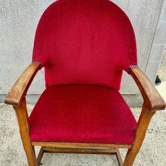 Vintage oak Arts and Crafts tub/ desk chair
