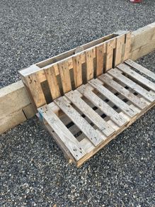 pallet bench