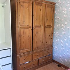 Scrap wood - pine wardrobe