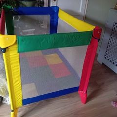 Graco travel cot and play pen