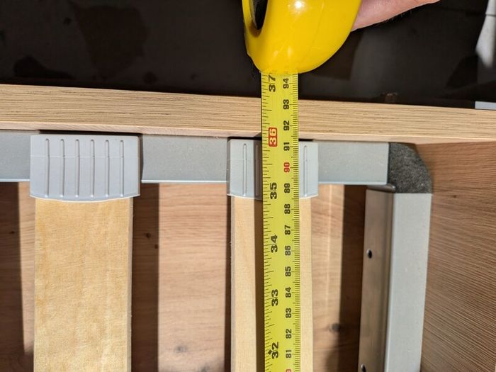 pull-down Murphy bed - single
