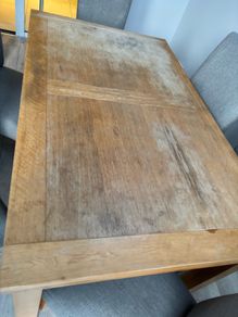 table and chairs