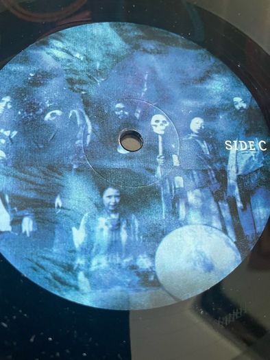 Acid Mothers Temple & The Melting Paraiso UFO - Pataphisical Freak Out Mu!!