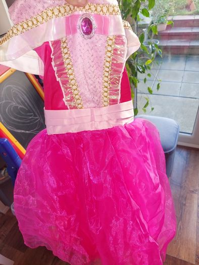 Princess peaches costume