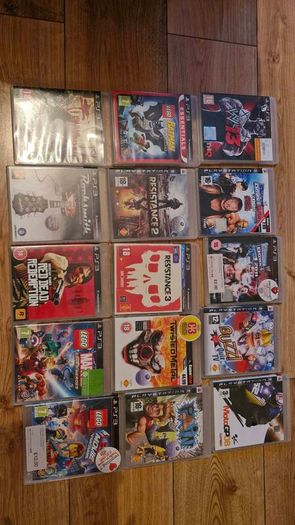 ps3  plus 2 controllers and 30 games