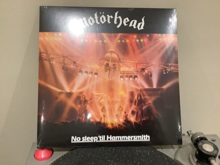 Motorhead  no Sleep till Hammersmith  pressed in England  on Bronze Lable in Mint Condition