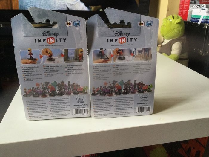 toy figures