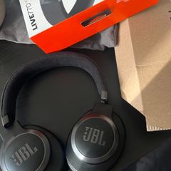 JBL Live 770NC Wireless Over-Ear Headphones