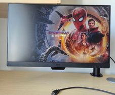 Monitor 24 Inch Benq + monitor arm