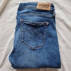 Tommy hilfiger niceville mid stretch Size 39/34 zip fly in good condition