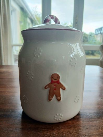 Christmas Gingerbread man Treat Jar