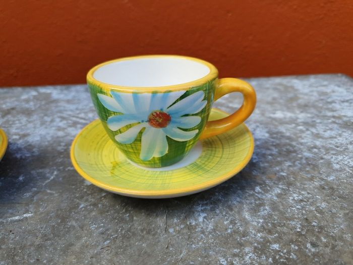 tea cups by 2