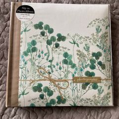 Photograph album