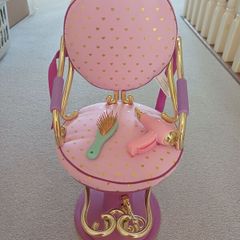 Our generation sitting pretty salon chair