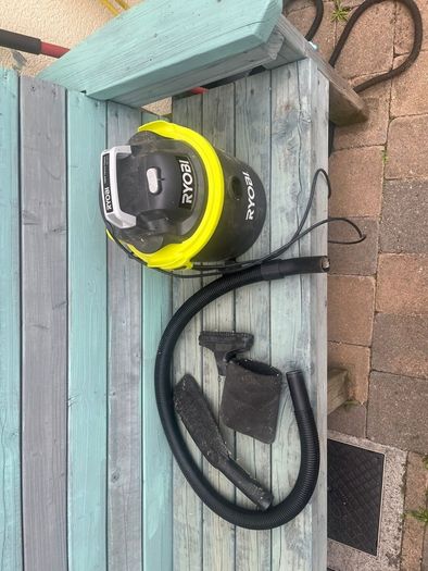 Ryobi vacuum/hoover