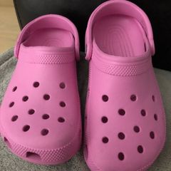 Ladies crocs size 4 like new
