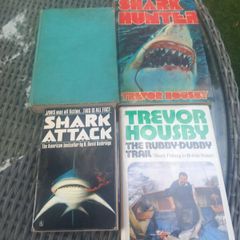 4 shark books, Helm 1st ed signed. V rare, D18 post 7e