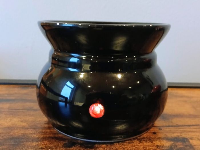 Hosley Glossy Black Ceramic Electric Wax Melt Burner