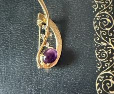 brooch