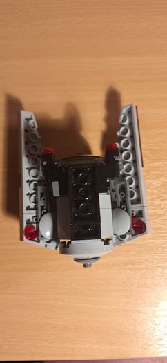 LEGO Star Wars 75161 TIE Striker Microfighter