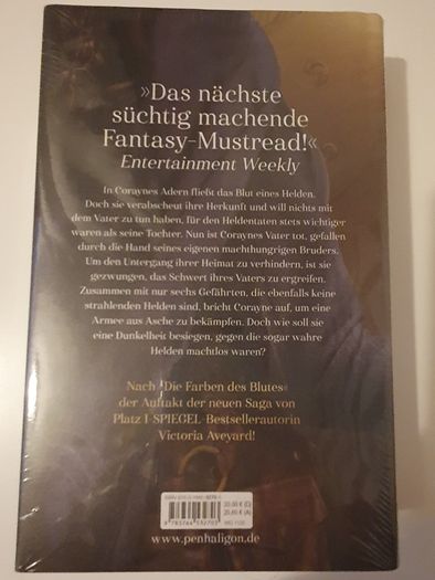 Victoria Aveyard