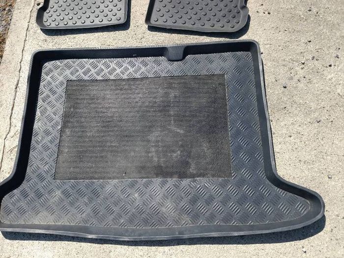 Dacia sandero car mats and bootliner