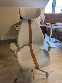 Desk chair