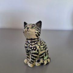 Beswick Model 1886 Persian Kitten - Seated Cat , Looking Up.