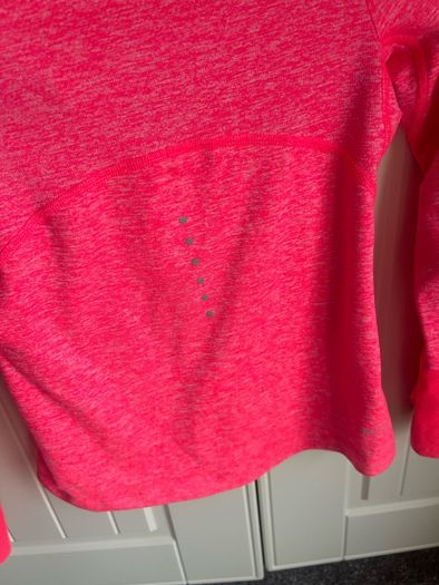 6-8y Nike dri fit top