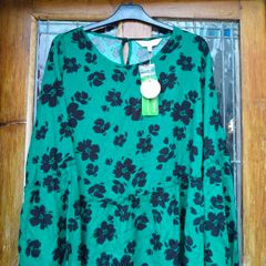 Apricot green and black Top New with tags