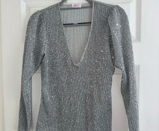 Savida Women's Silver Sequin Long Sleeve Top - Size small