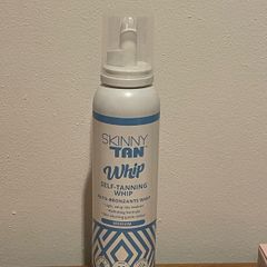 Skinny Tan self tanning whip in medium