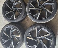 Audi alloys