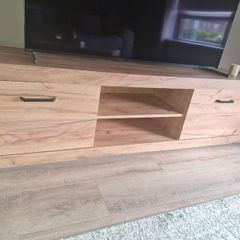Tv Unit.