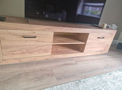 Tv Unit.