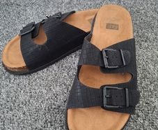 Summer sandals