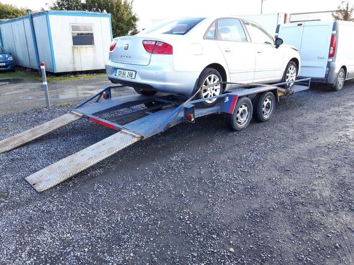 Trailer car transporter for hire