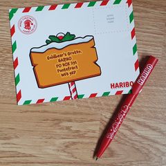 New - Santy Postcard n Pen