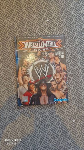 2015 WWE WrestleMania XXX (30) Official Annual - Hardcover - Centum Books Ltd