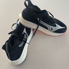 Mizuno Neo Zen runners size 10