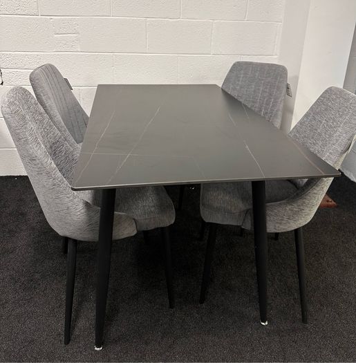Dining table with chairs on special offer !