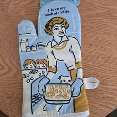 Blue Q humorous oven mitt