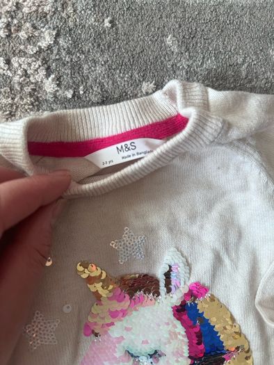 Girls' clothes