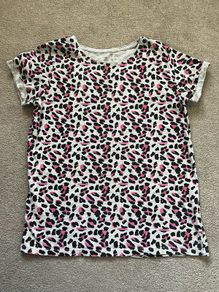Leopard print girls T-shirt Age 11-12