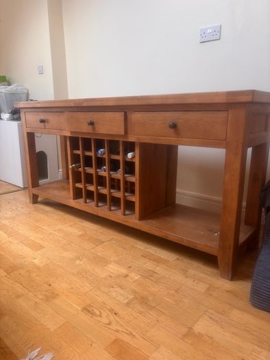 Solid wood sideboard