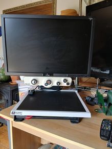 Desktop Magnification Reader for visually impaired people