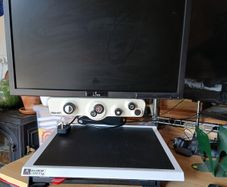 Desktop Magnification Reader for visually impaired people