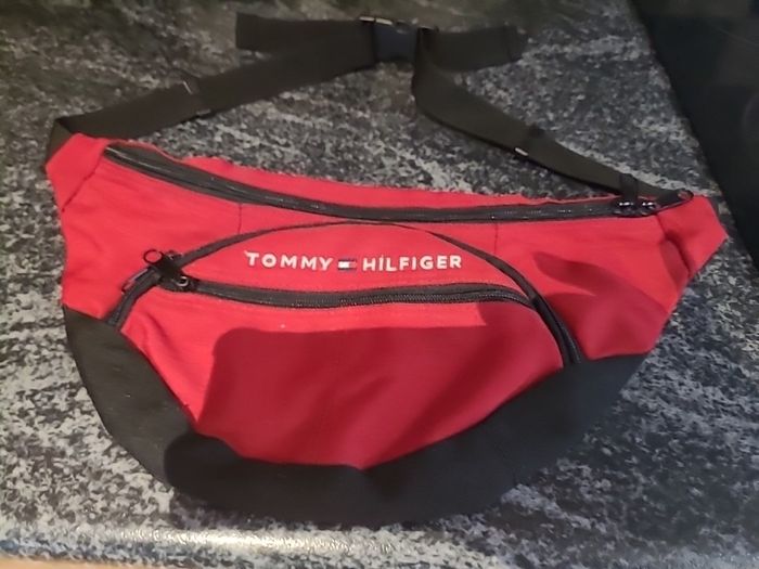Tommy Hilfiger bumbag